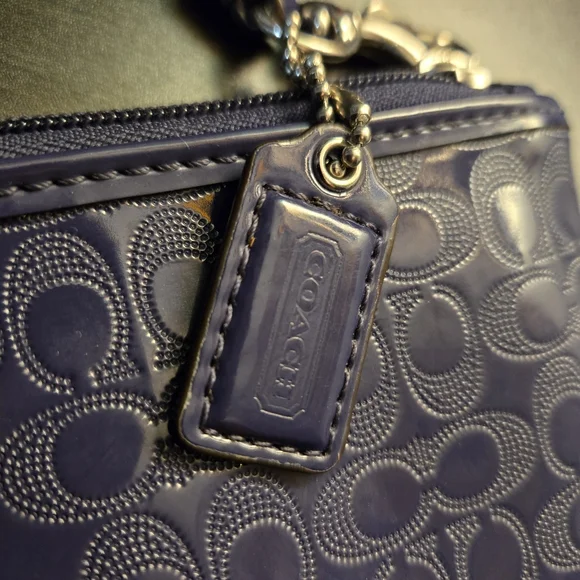 Coach Liquid Gloss Patent Leather Wristlet Purple X Navy - Picture 6 of 8